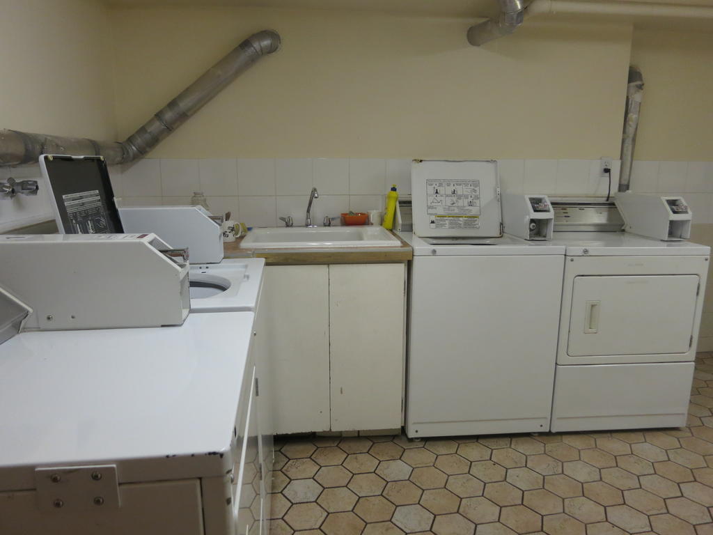Tropicana Suite Hotel Βανκούβερ Εξωτερικό φωτογραφία